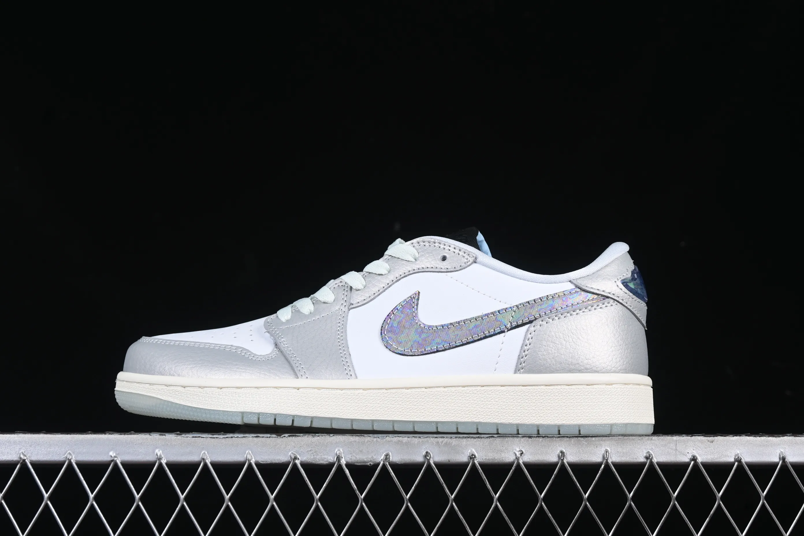 All Categories Air Jordan Jordan Series Basketball Shoes Air Jordan 1 Low Air Jordan 1 Low OG AJ1 Joe 1 Year of the Snake Limited Silver Snake Low-top Retro Basketball Shoes HF3144-100